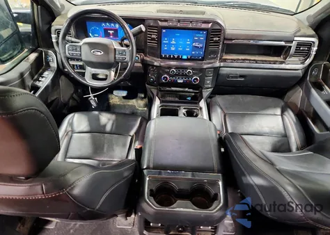 2024 Ford F450 Super Duty z USA, uszkodzony, nr VIN 1FT8W4DM4REF02919